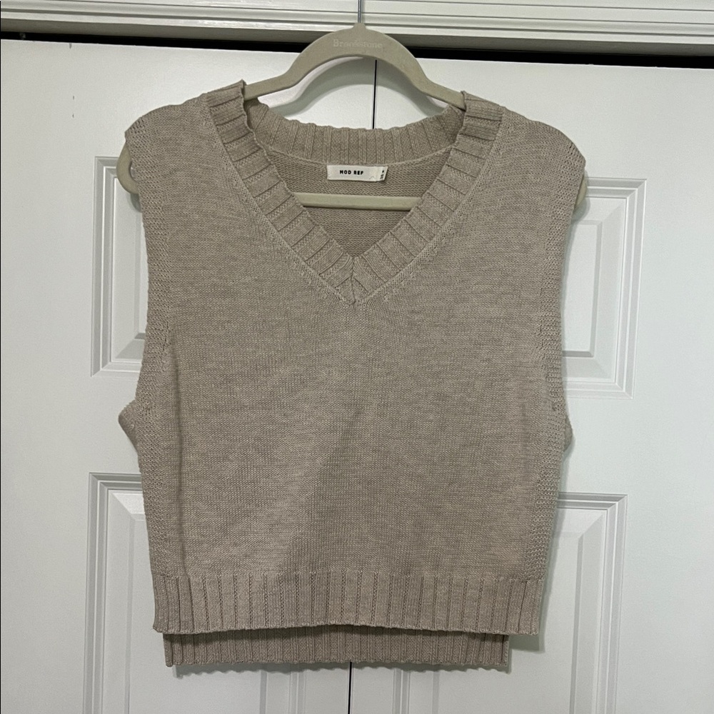 Mod Ref Sweater Vest
